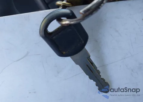 1998 Chevrolet C1500 Fleetside from USA, damaged, VIN 2GCEC19M6W1247433